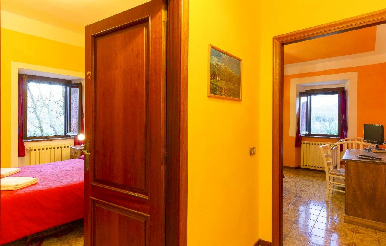 Agriturismo Il Bardellino フィヴィッツァーノ エクステリア 写真